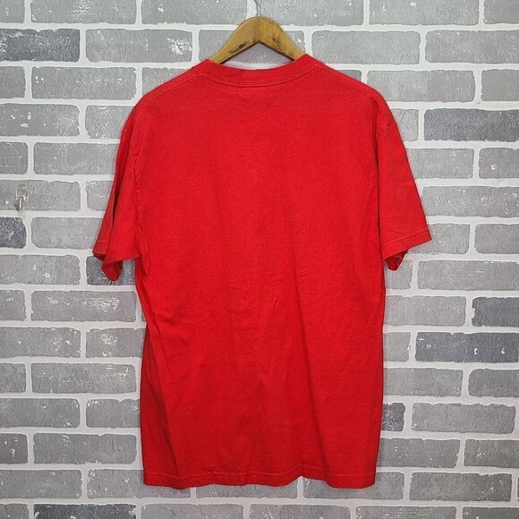 2005 The Beatles Apple Corp Red Short Sleeve Shirt Size Large - Picture 7 of 7